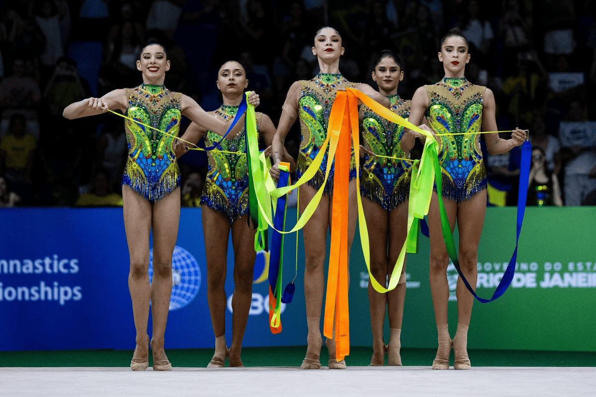 Figurinos cheios de brasilidade marcam medalhas históricas do Brasil