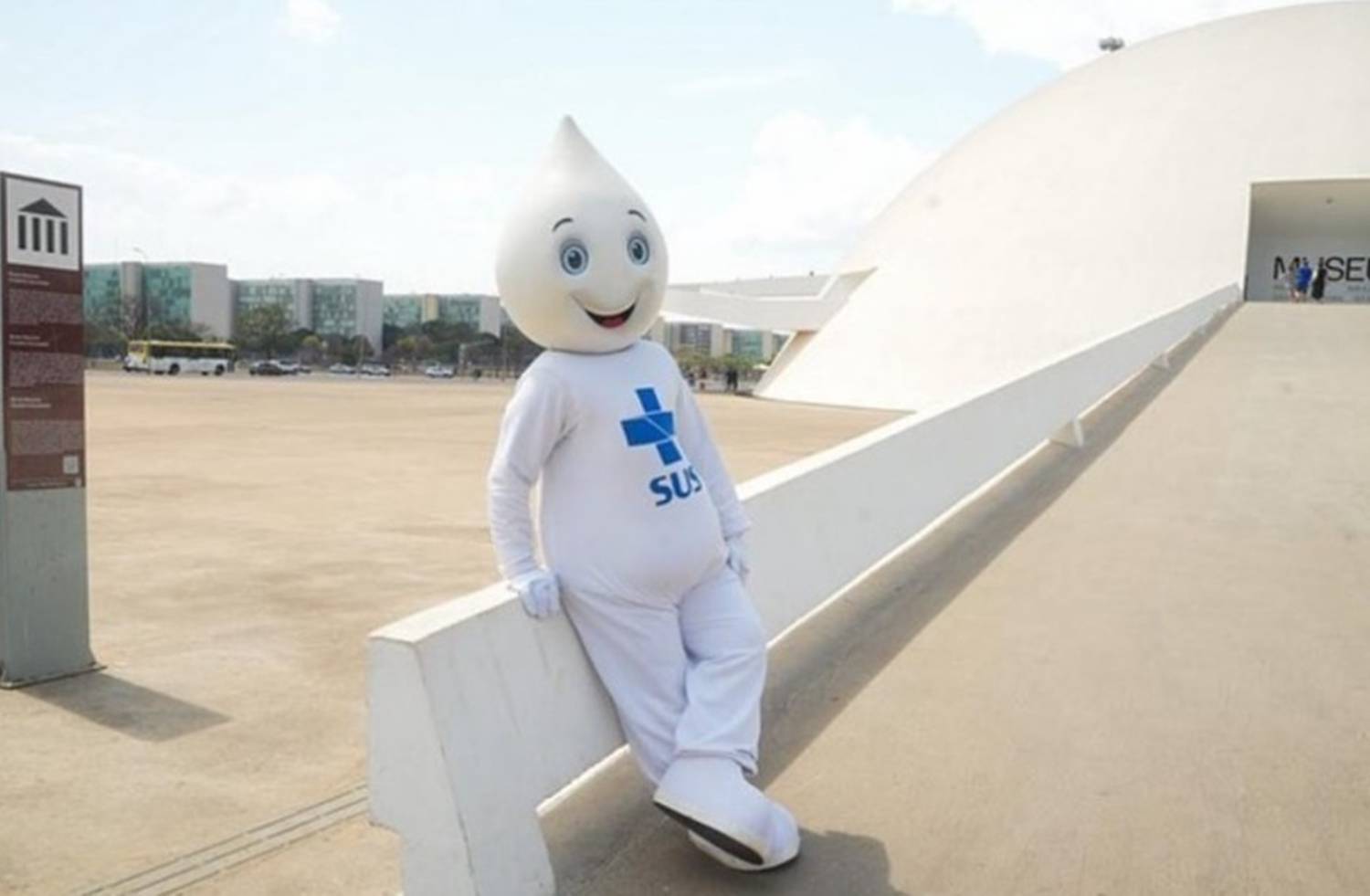 Criador do Zé Gotinha recebe título de Cidadão Honorário de Brasília