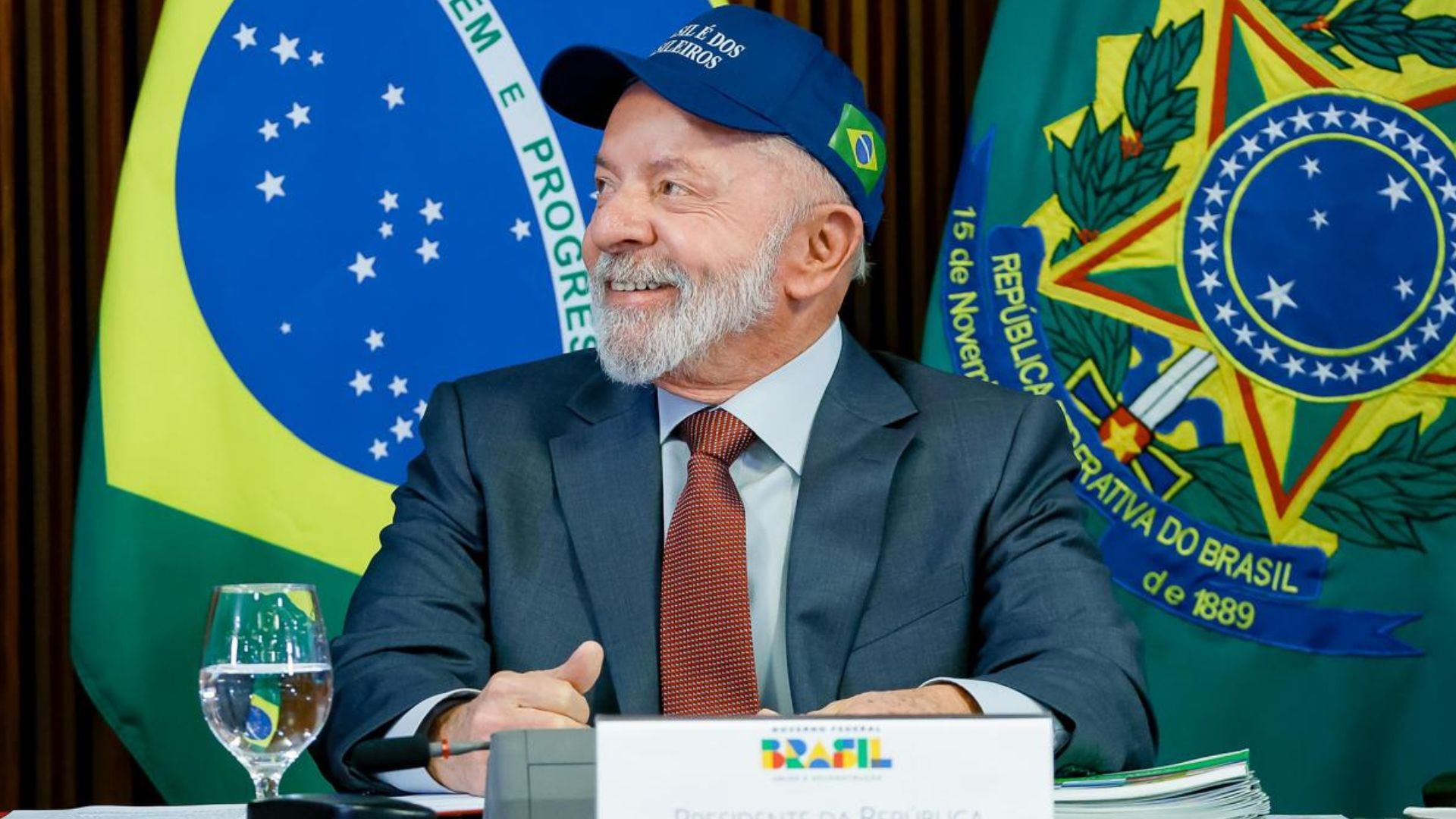 Lula em “modo eleição”: presidente critica opositores em reunião