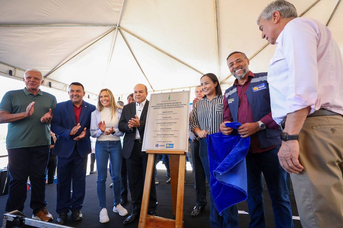 “Água pelos próximos 50 anos”, diz Ibaneis ao inaugurar obras da Caesb