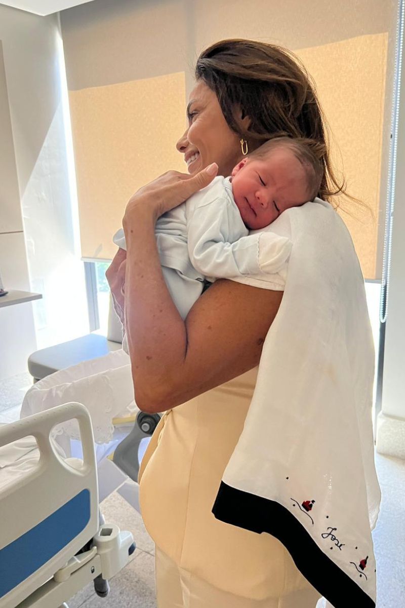 Ivana Valença e o neto José