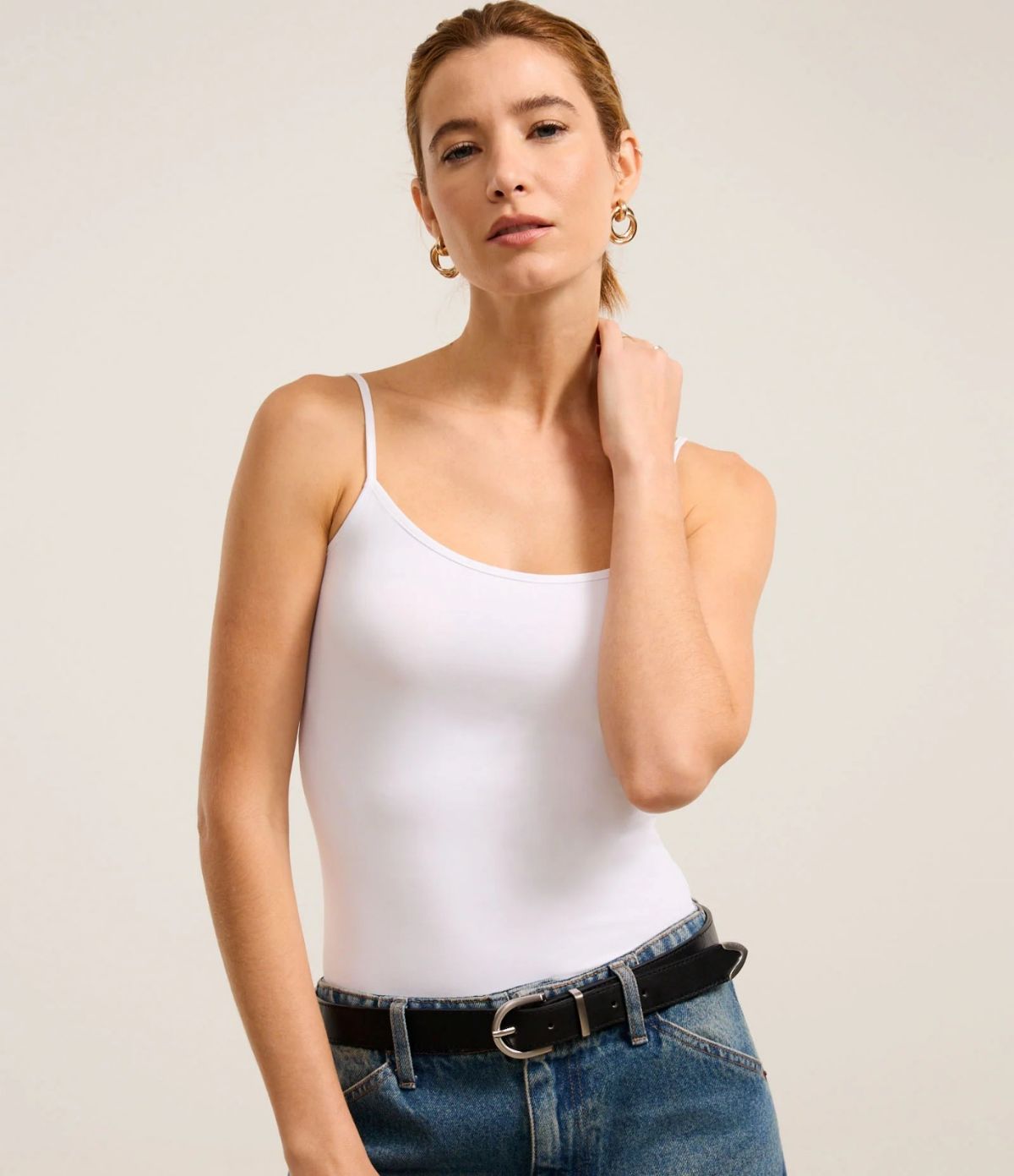 Blusa básica em poliamida com alcinha fina branca