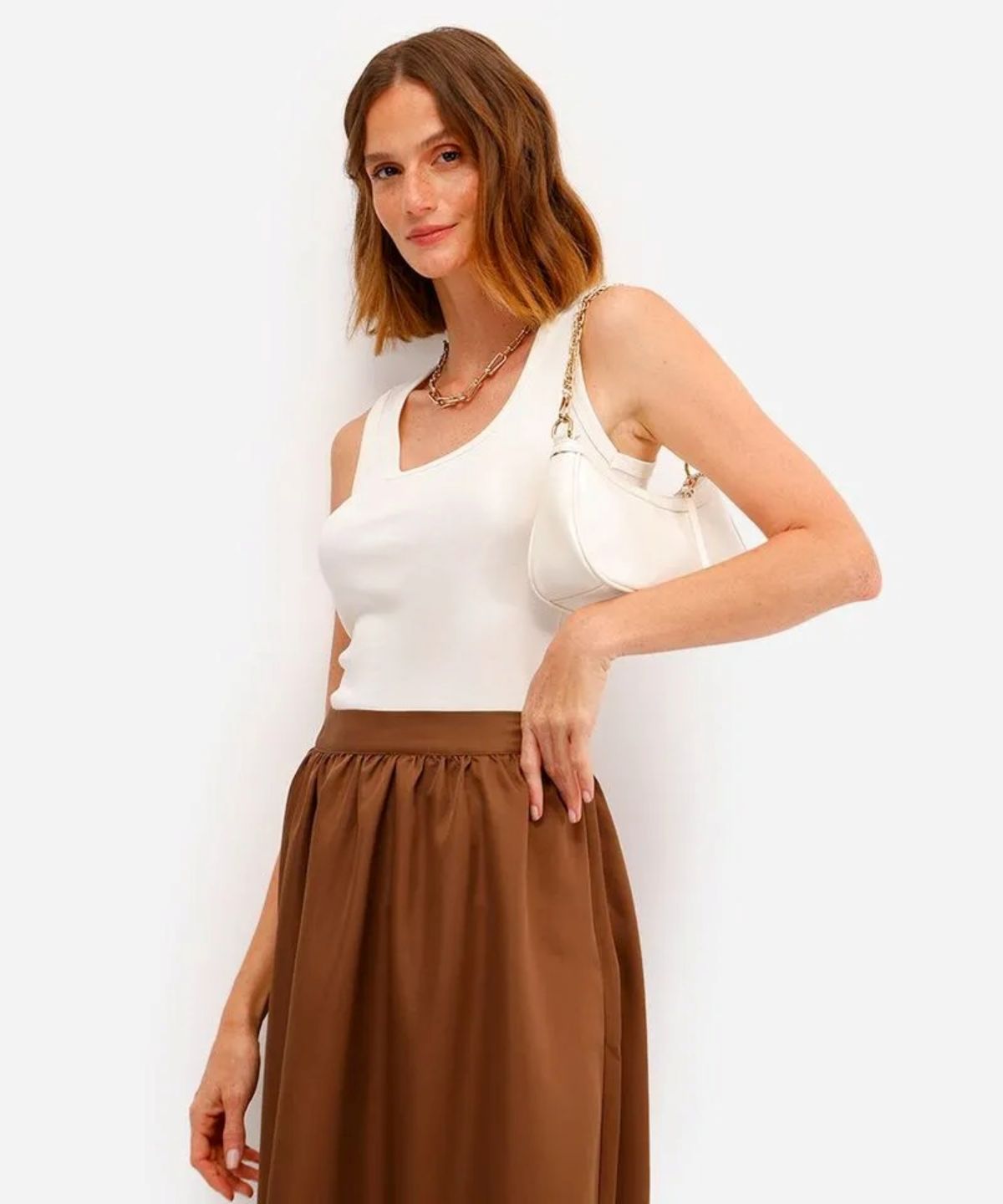 Regata básica feminina algodão peruanoem off-white/em