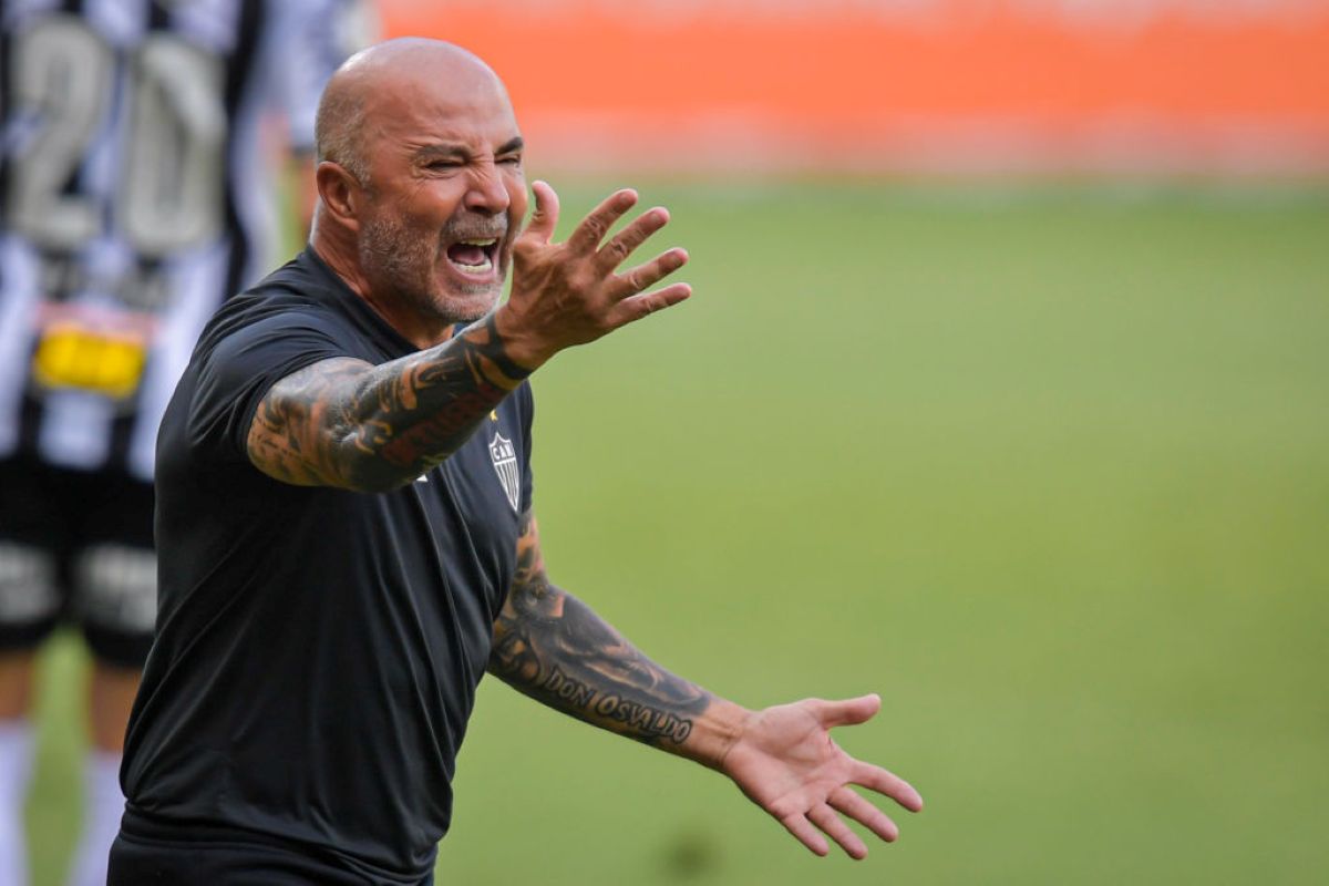 Sampaoli fala sobre mudança de atitude em apresentação no Atlético-MG
