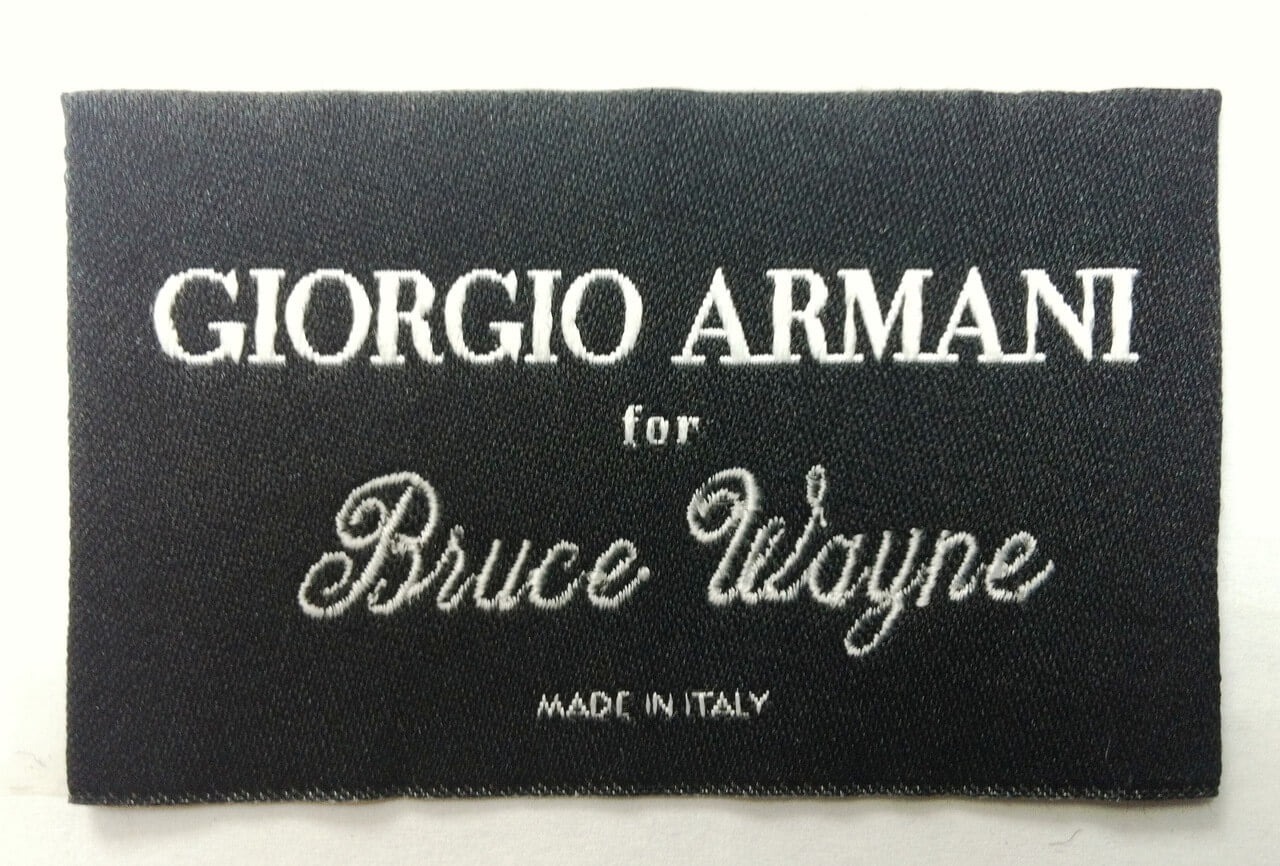 dark kight batman cavaleiro das trevas giorgio armani bruce wayne - metrópoles