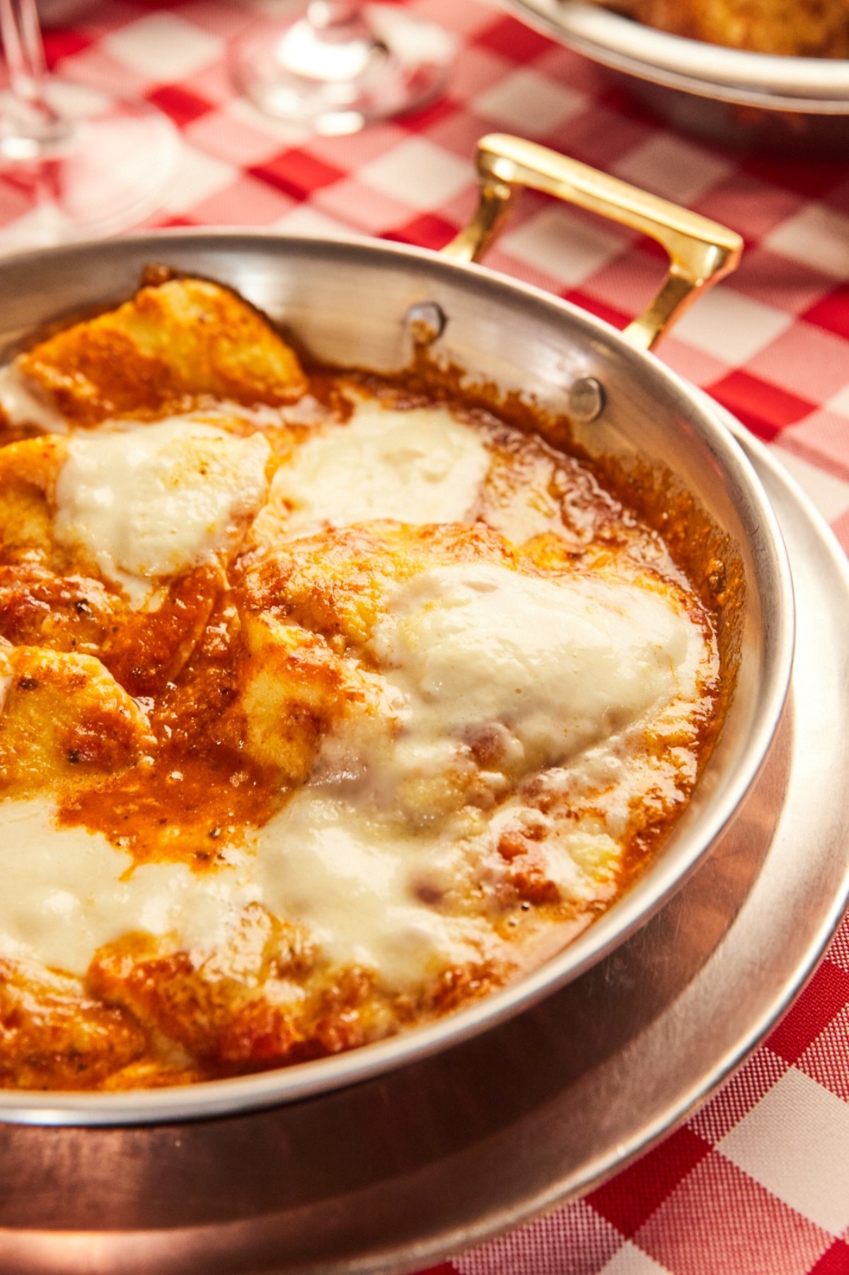 Fotografia colorida mostrando prato de comida italiana-Metrópoles