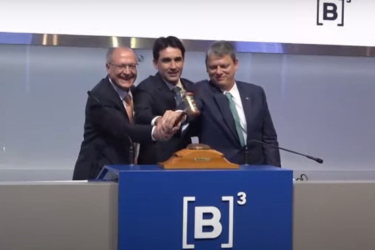 Na B3, Alckmin e Tarcísío dividem martelo e Haddad cutuca governador