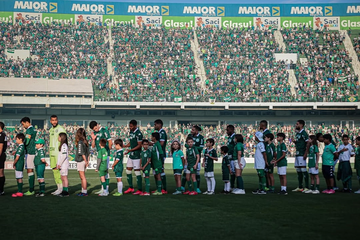 Torcedores do Guarani entram em confronto com PM em jogo contra Ponte