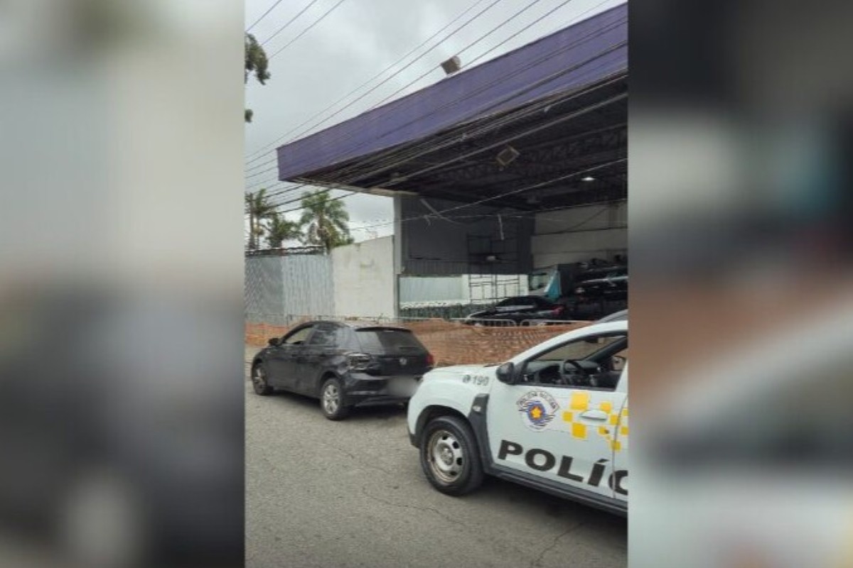 SP: PM apreende carro com centenas de multas em operação para festival