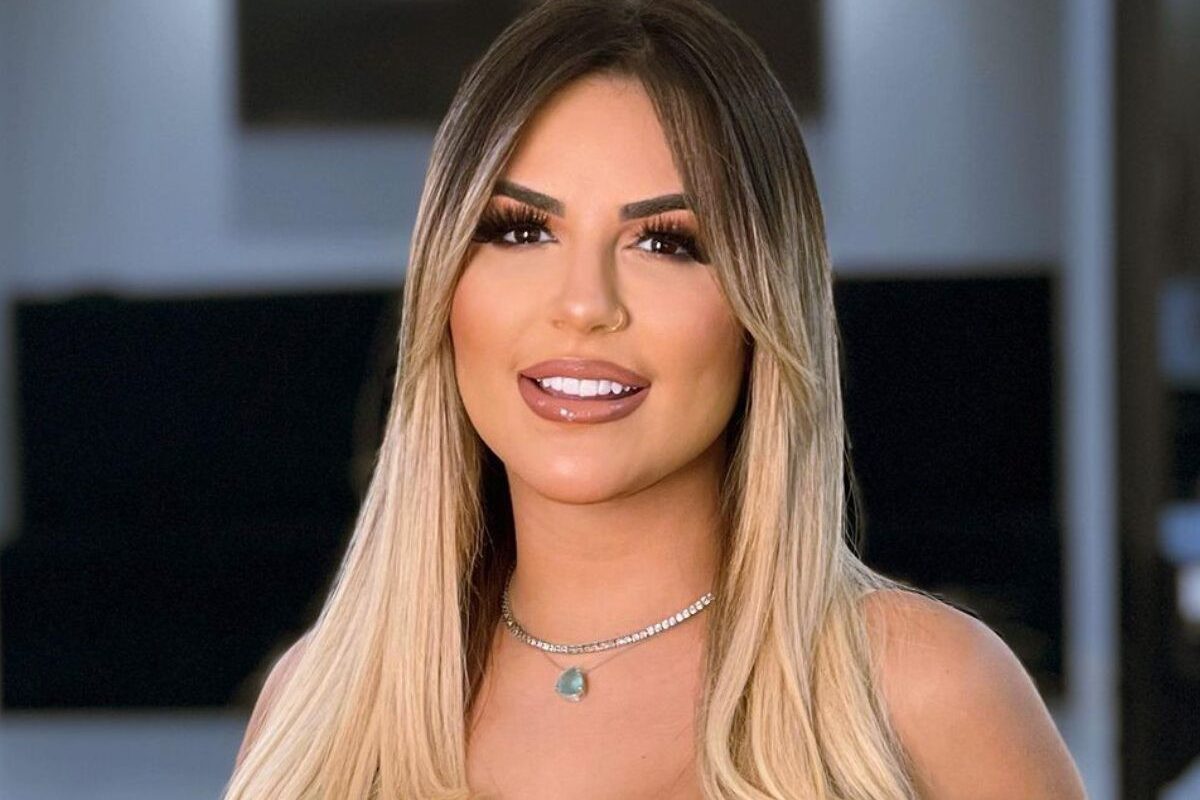 Deolane Provoca Felca Após Vídeo da Filha Valentina Dançando e Gera Reações