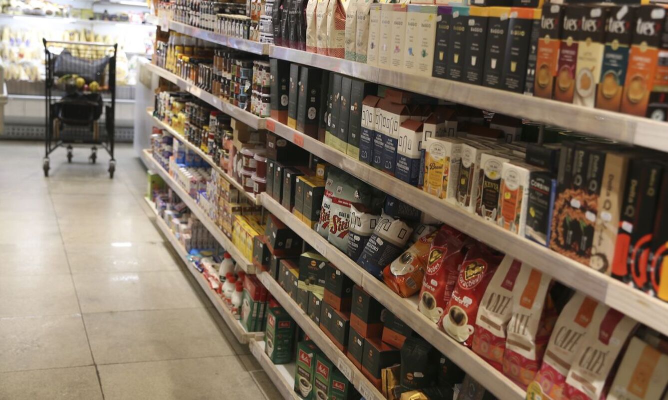 Rede de supermercados do DF é flagrada furtando R$ 600 mil em energia