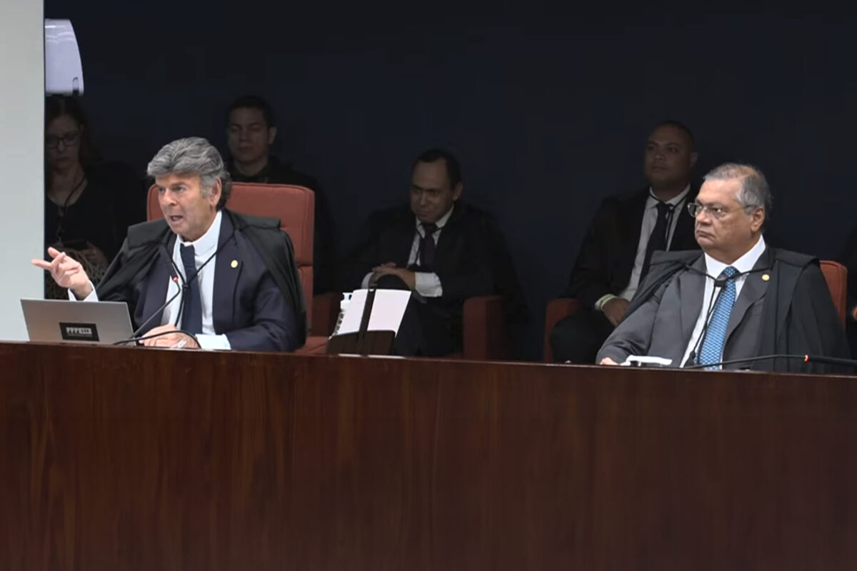 Fux mata no peito a culpa dos golpistas e vira herói da extrema-direita