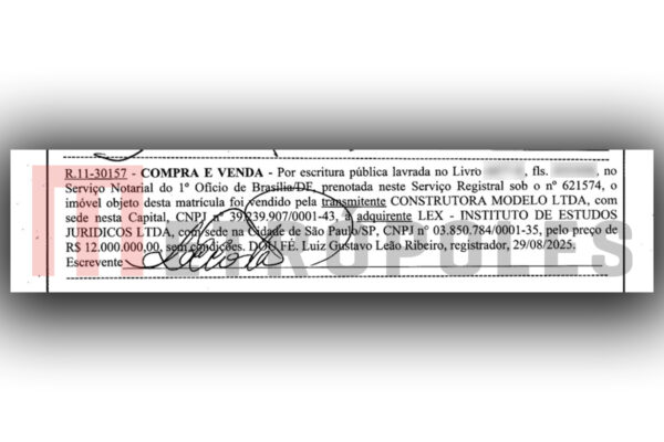 Imagem do registro da mansão comprada pela família de Alexandre de Moraes em Brasília por R$ 12 milhões