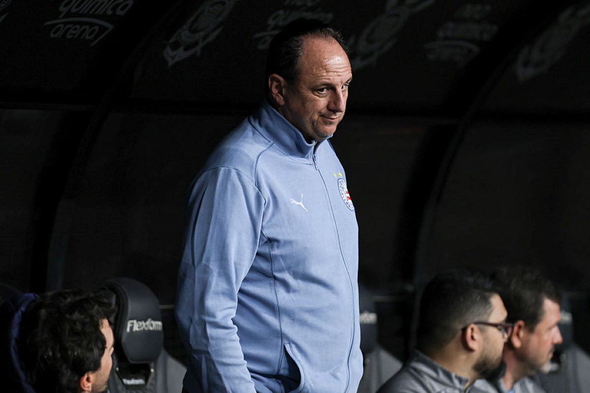 Rogério Ceni classifica eliminação do Bahia como inexplicável