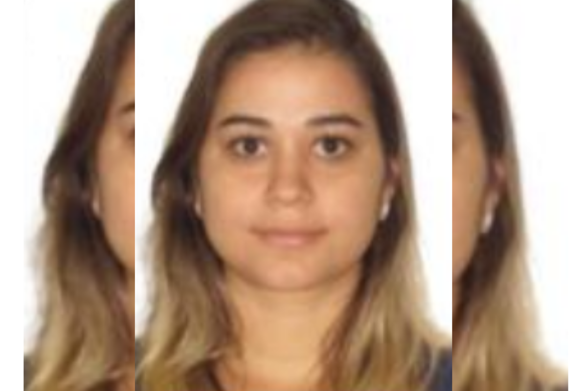 Mulher apontada como pombo-correio de chefão do PCC deixa prisão em SP
