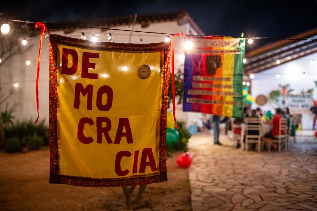 Churrasco: moradores do condomínio de Bolsonaro comemoram condenação