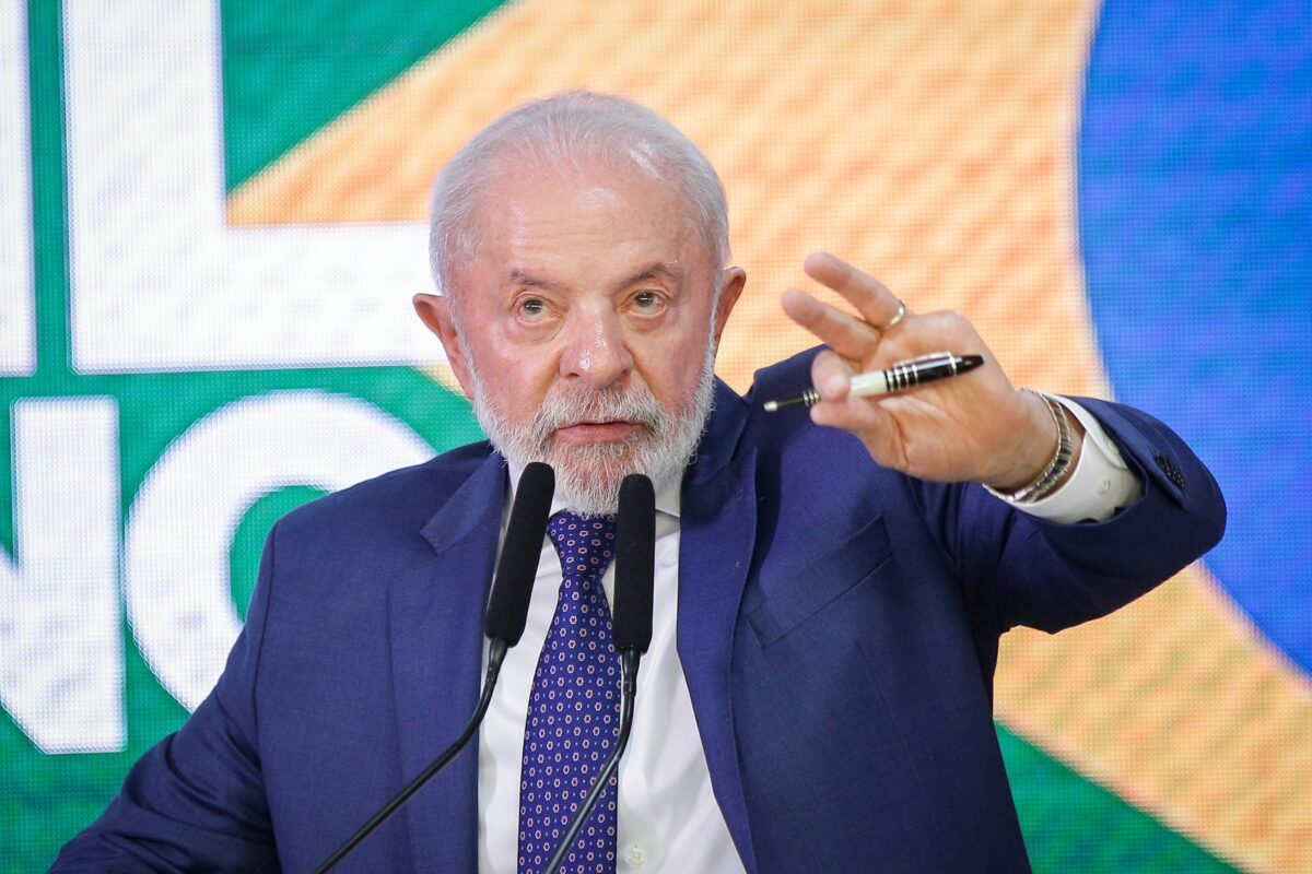 Goste-se disso ou não, Lula deverá se reeleger em 2016. A não ser…