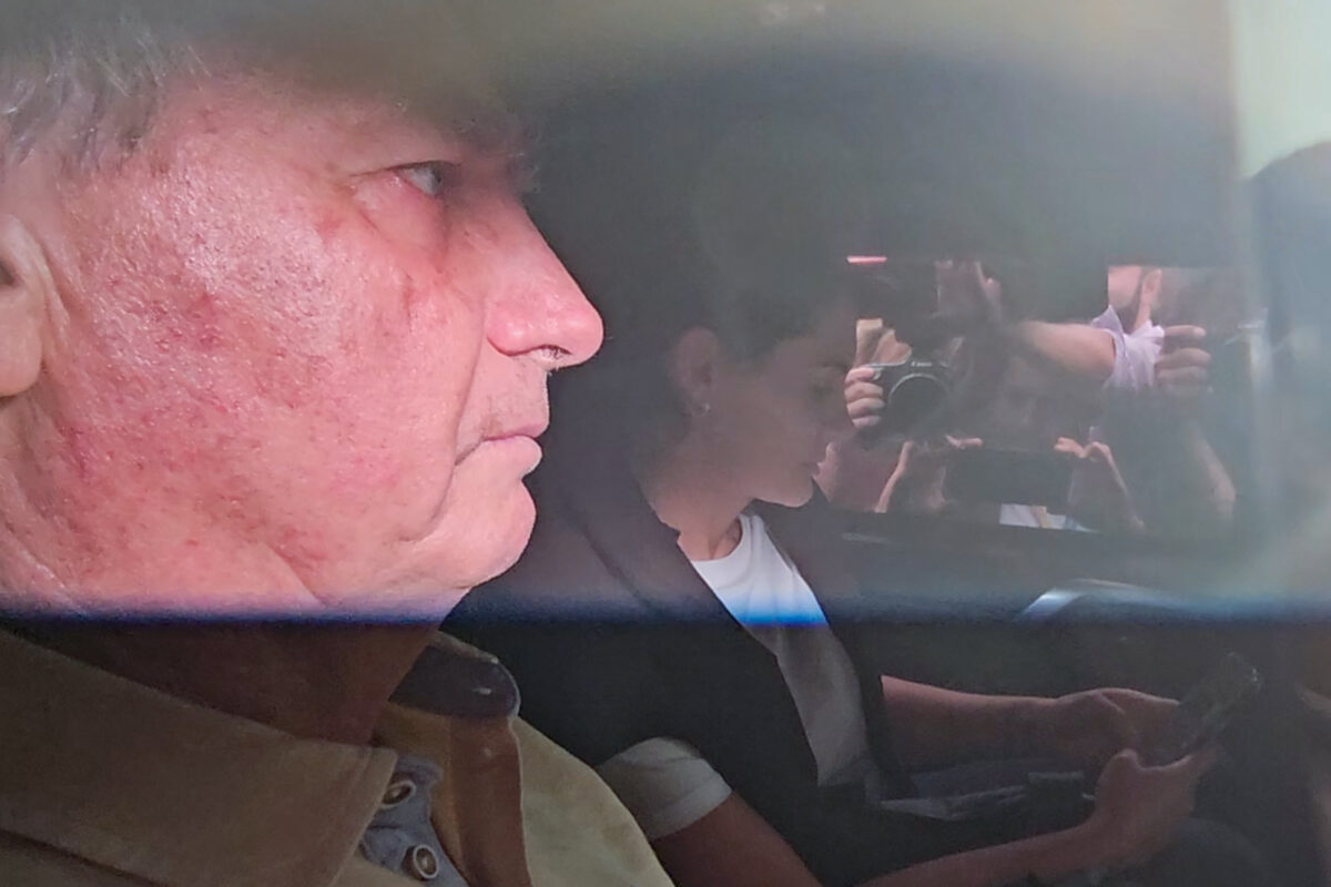 Entenda por que Bolsonaro ficou fora de nova denúncia da PGR