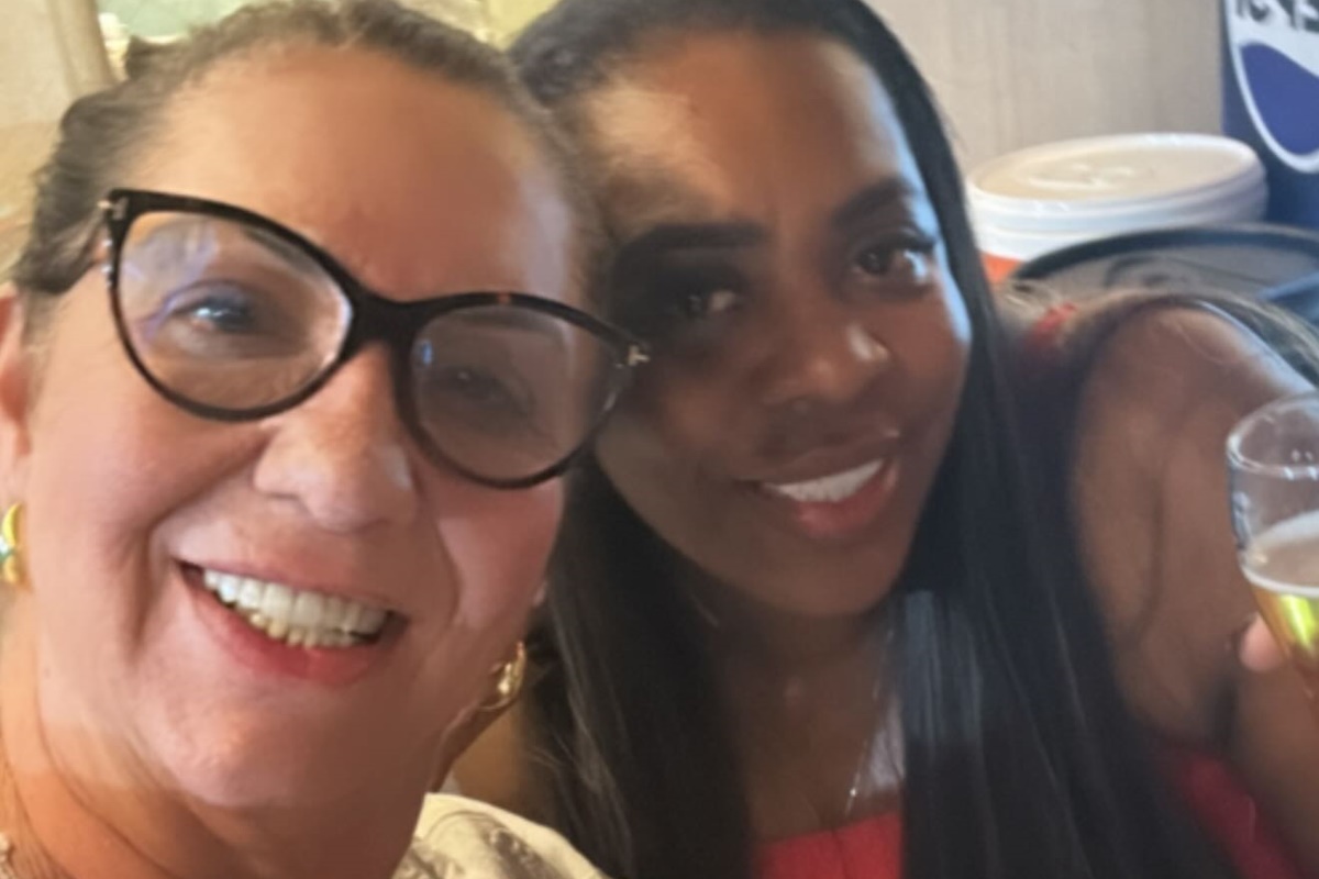 Mãe de Virginia entrega detalhes do encontro com a mãe de Vini Jr.