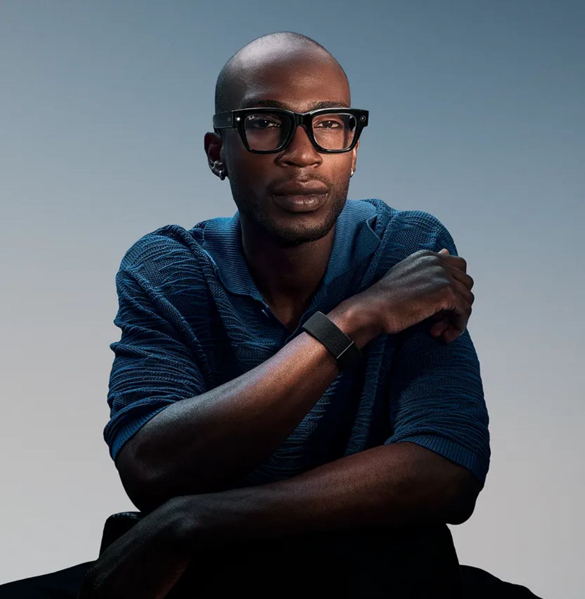 foto com cor. óculos com inteligência artificial da meta - metrópoles