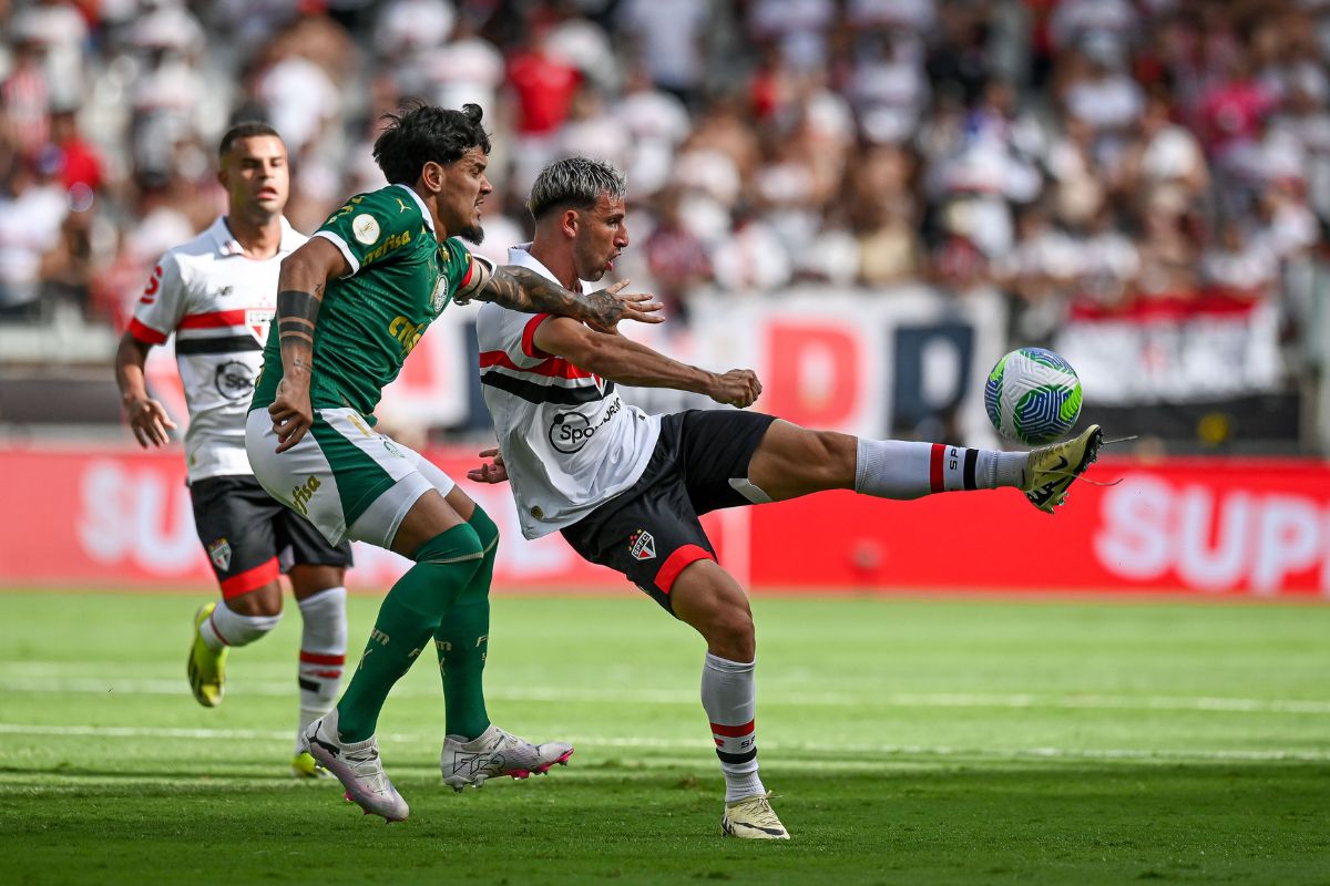 Gustavo Gómez declara que quase jogou em rival do Palmeiras. Assista