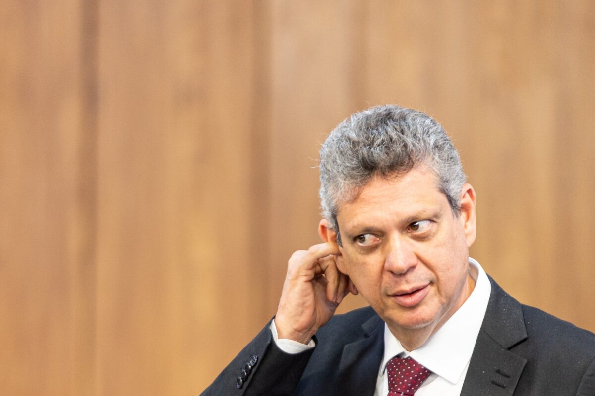 Boulos no comando! Márcio Macêdo deixa o governo e mira 2026: Entenda a mudança