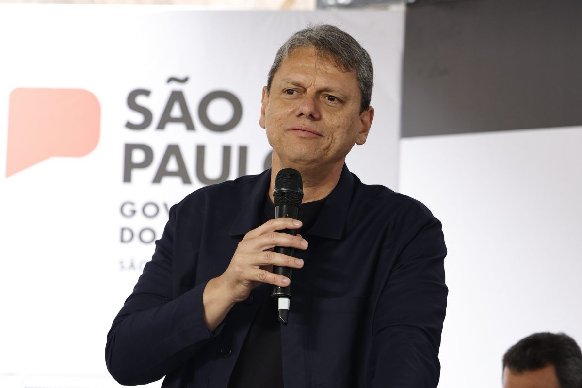 Após silêncio, Tarcísio critica PEC da Blindagem: “Caminho de impunidade”
