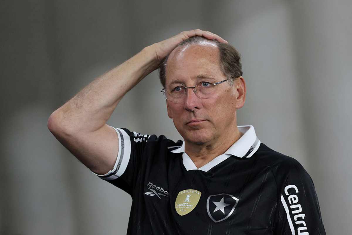 Brasileirão: John Textor reclama de pênalti marcado contra o Botafogo