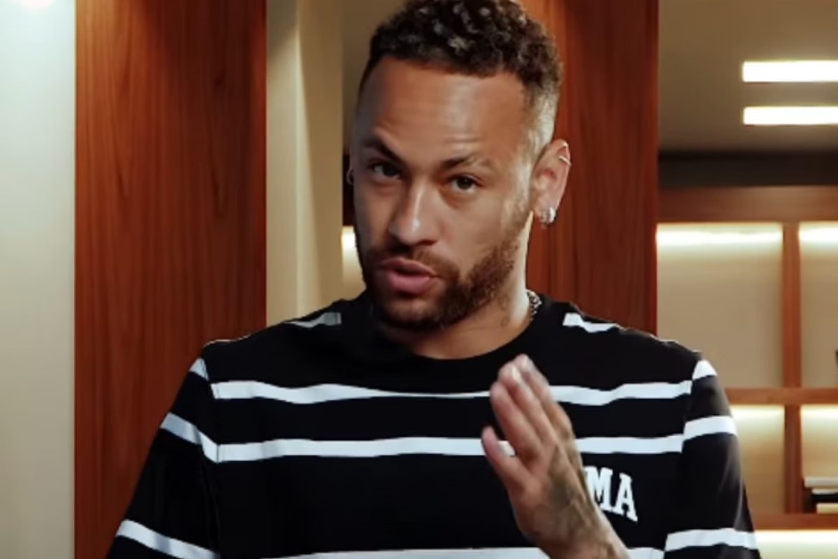 Assessoria se manifesta após Neymar ser acusado de vício em álcool