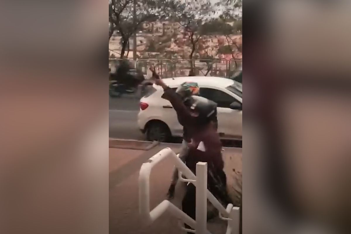 SP: anúncio de celular na internet acaba em assalto e tiroteio. Vídeo