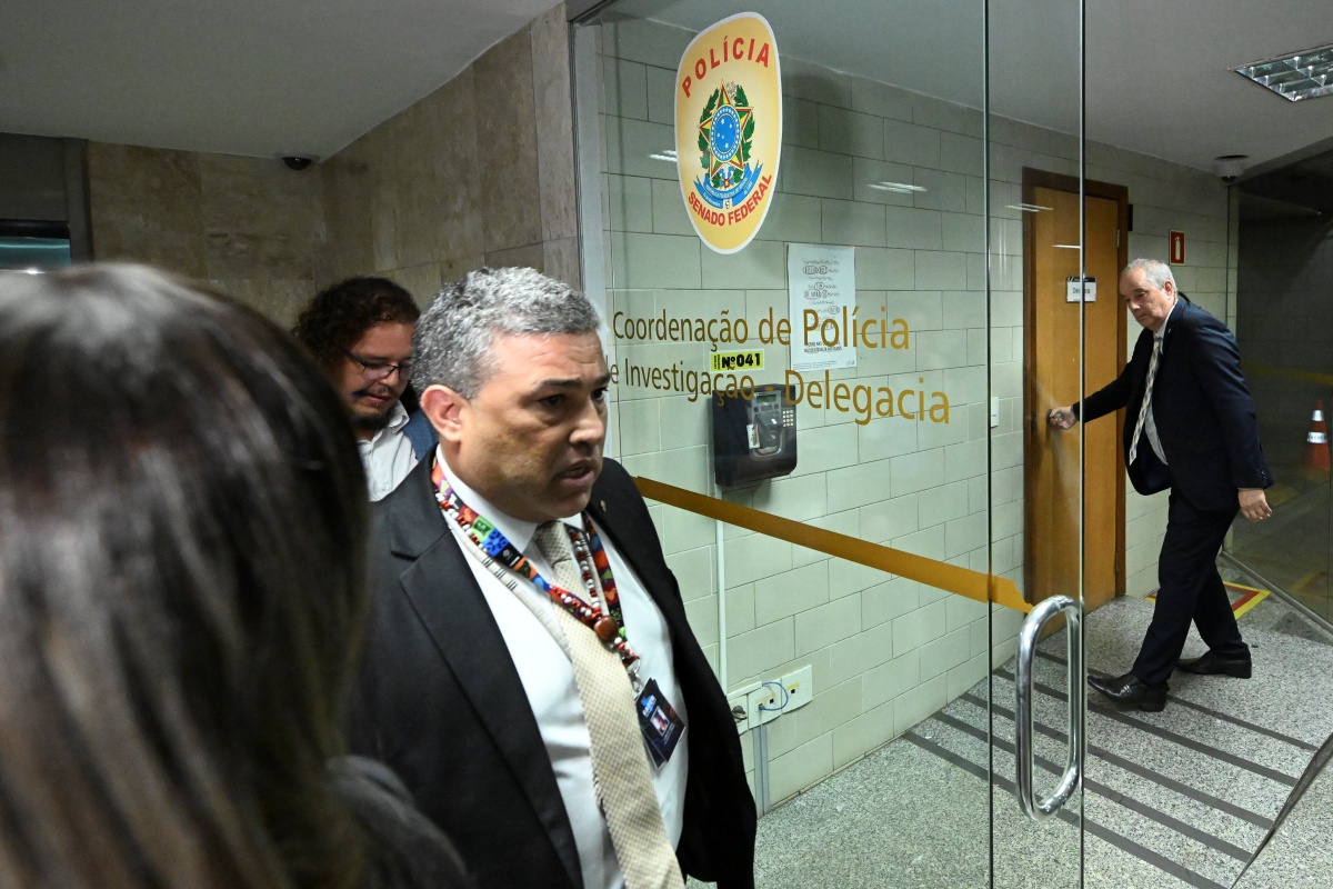 Presidente da Conafer é solto após prestar depoimento e pagar fiança