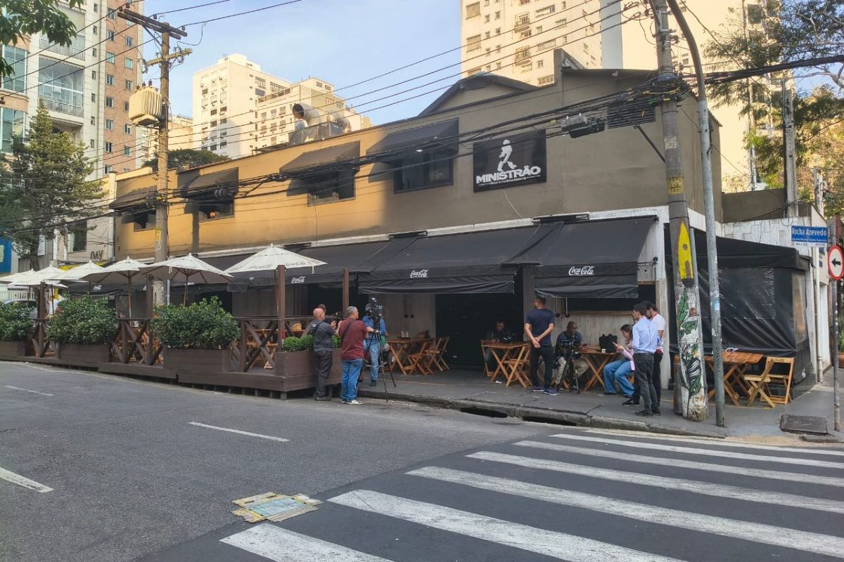 Jardins: bar fechado após mulher ser intoxicada por metanol é reaberto