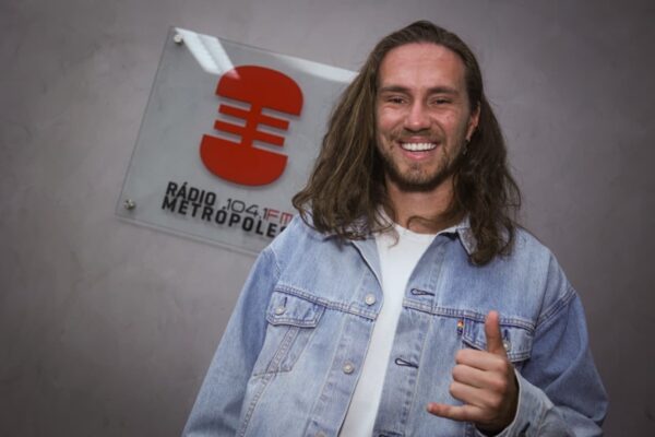 Cantor Vitor Kley