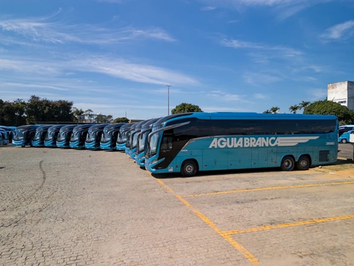 Acidente: ônibus tomba no sul da Bahia e deixa 13 feridos