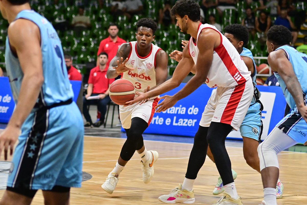 Torneio Abertura NBB: Unión Santa Fé vira contra Brasília e fica em 3º