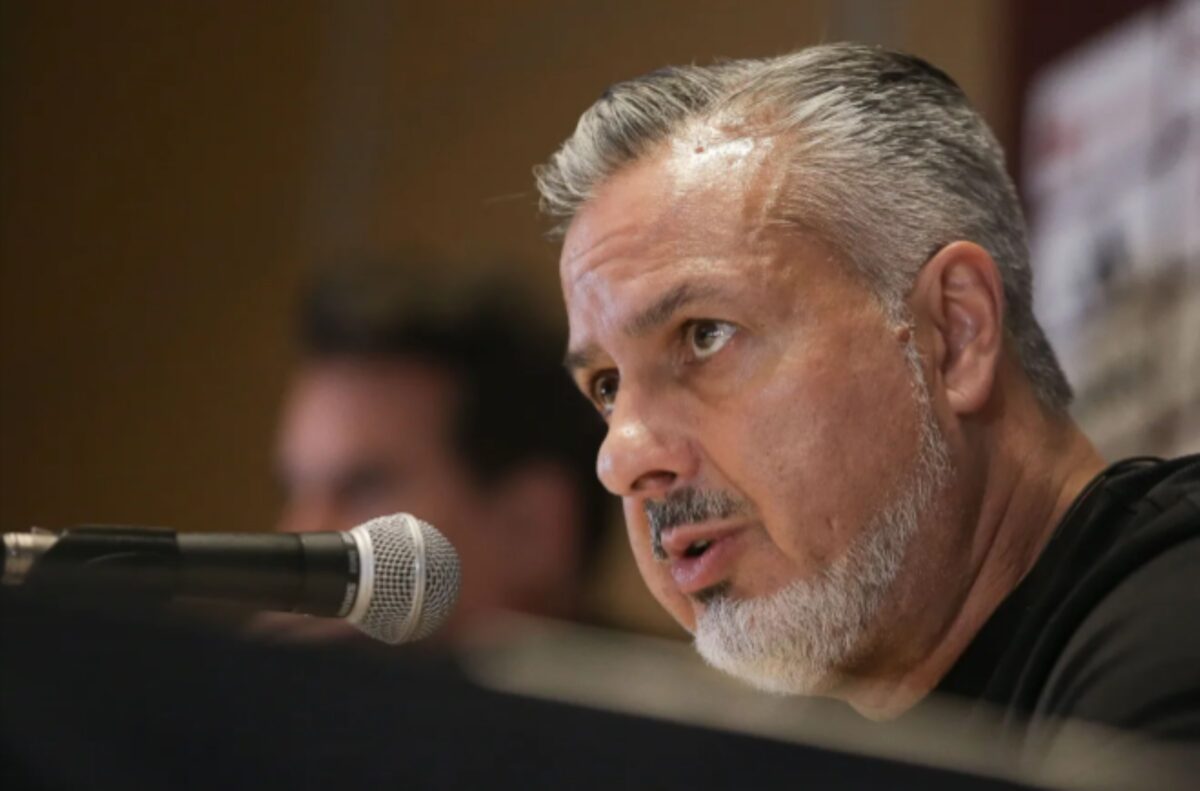Diretor de futebol do Flamengo detona arbitragem: “É vergonhoso”