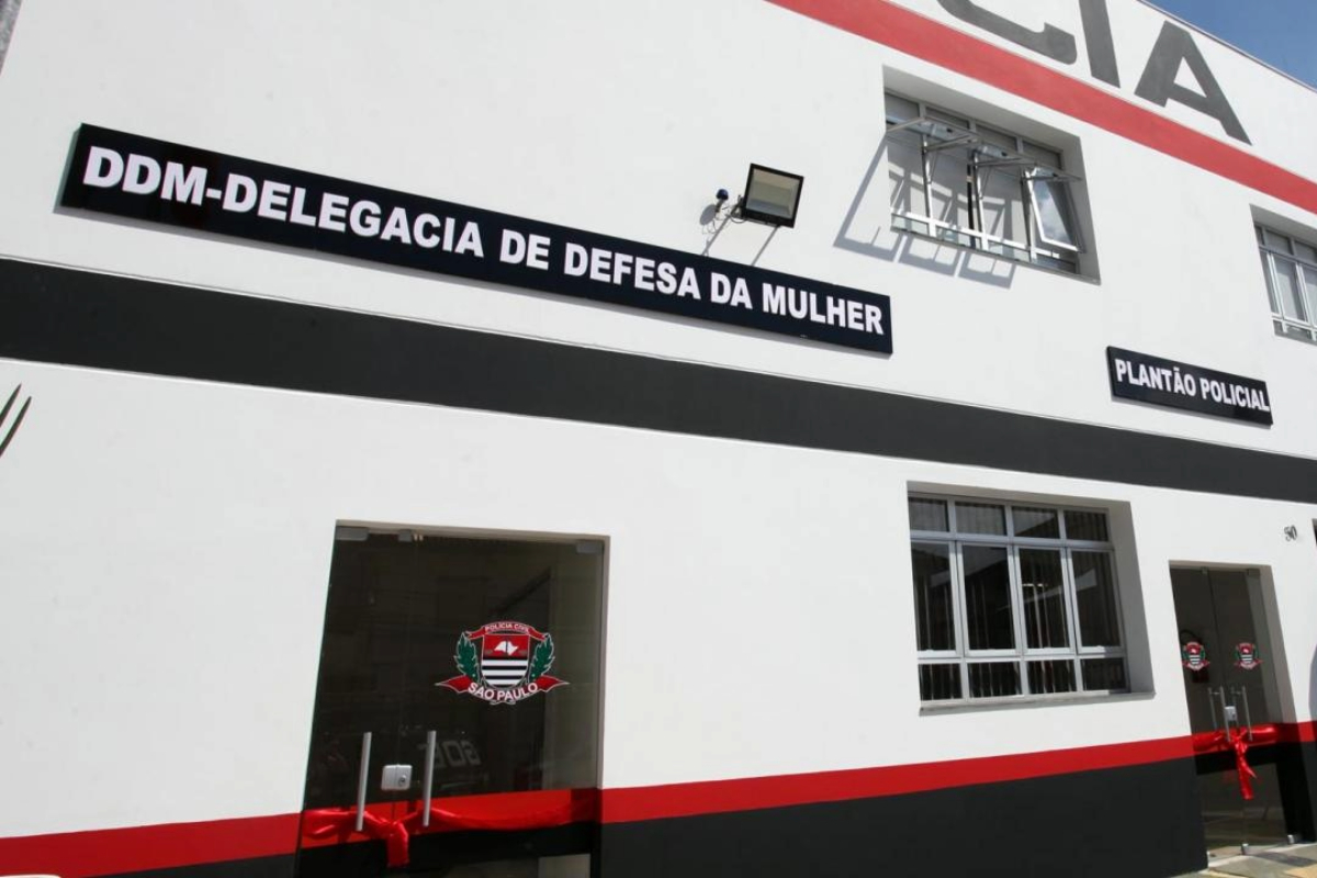 Empresária de 50 anos acusa marido de violência doméstica em Santos
