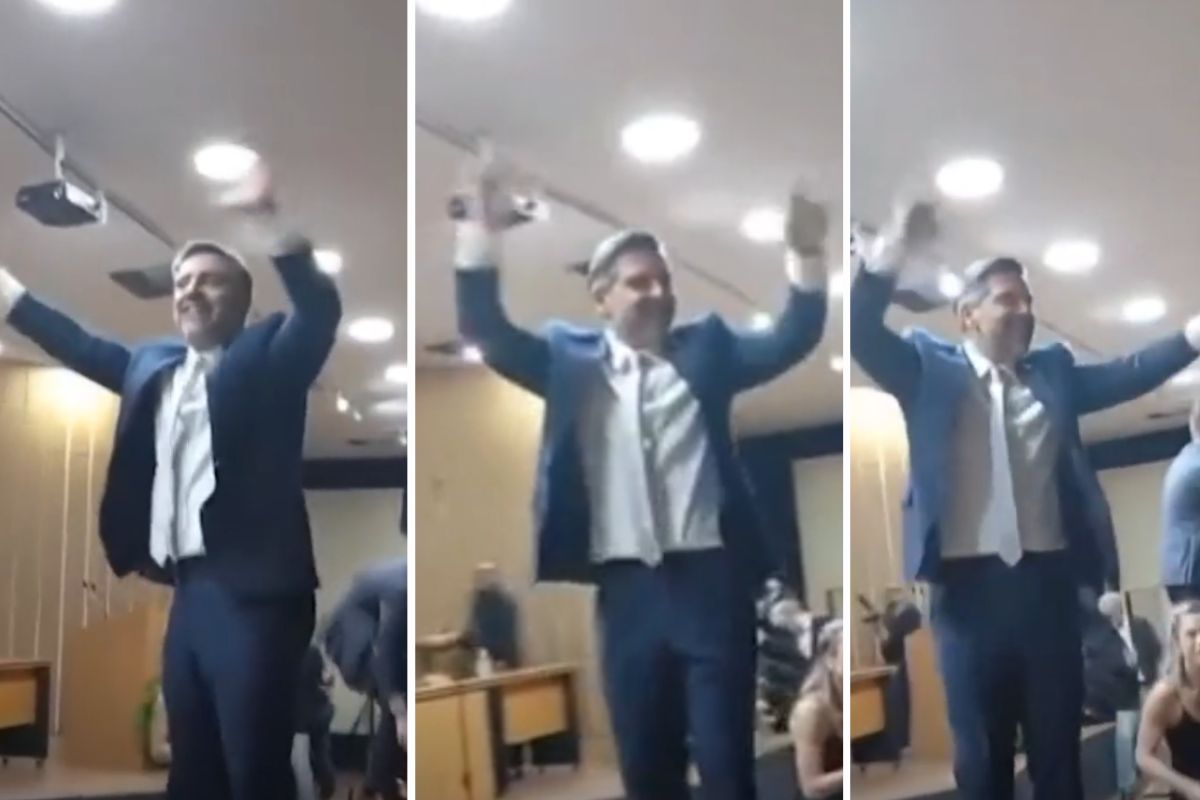 Vereadores justificam dança sobre mesa da Câmara: “Excesso de alegria”
