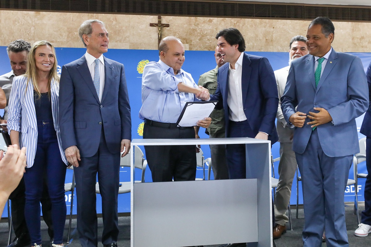 Kubitschek assume Juventude do DF: Ibaneis cria secretaria e promete apoio total!