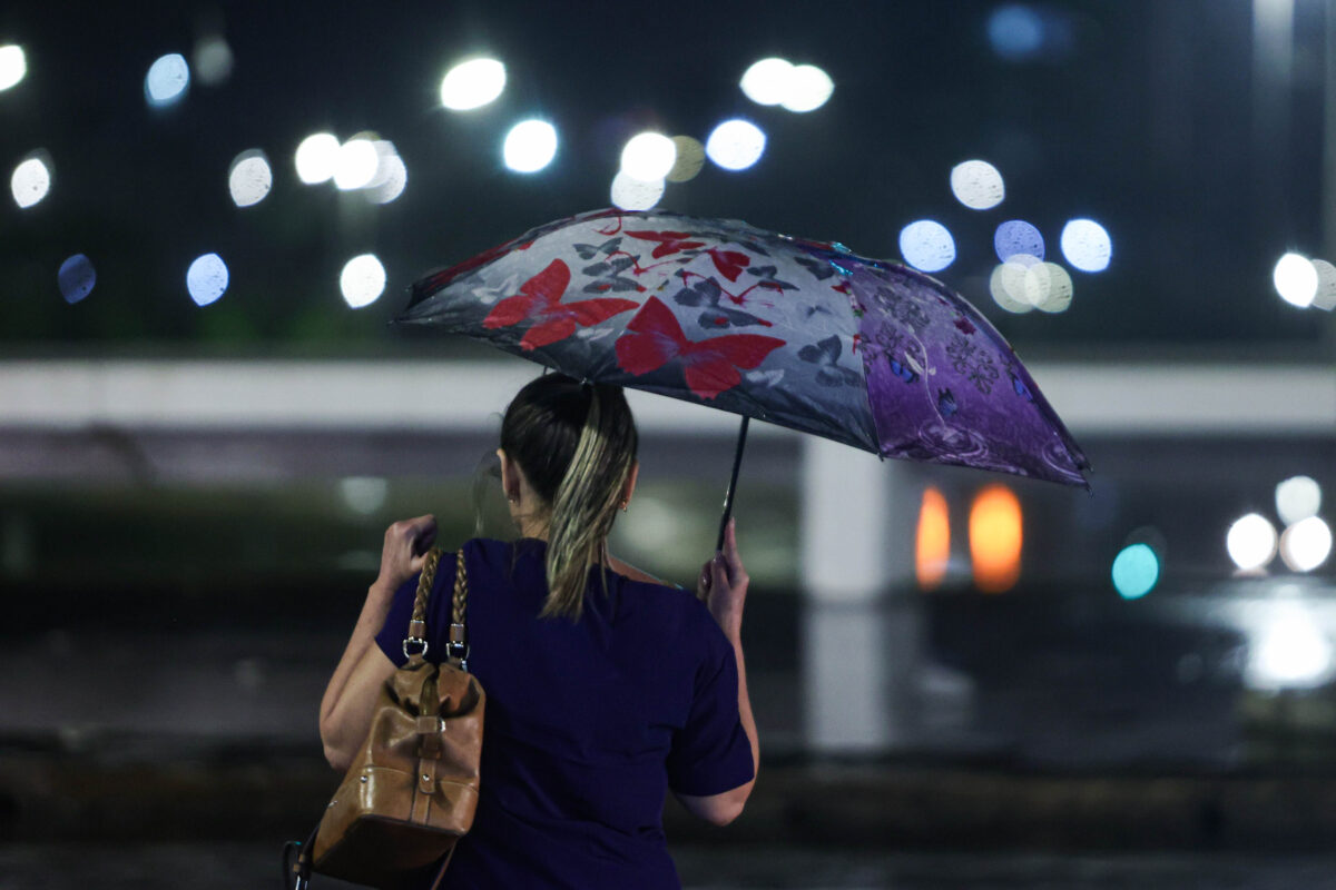 Semana começa com muita chuva pelo país; confira o clima na sua região
