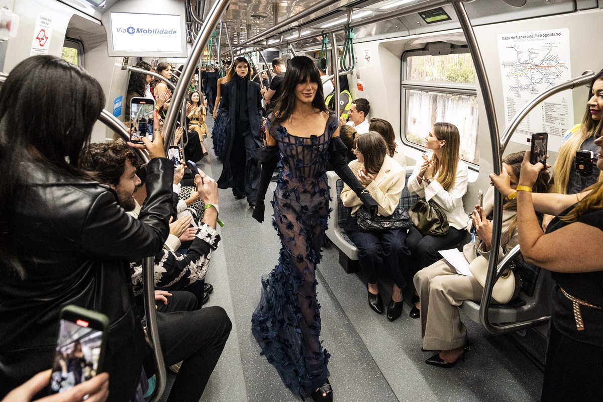 SPFW N60: desfile no metrô, paraquedas e trends marcam primeiros dias
