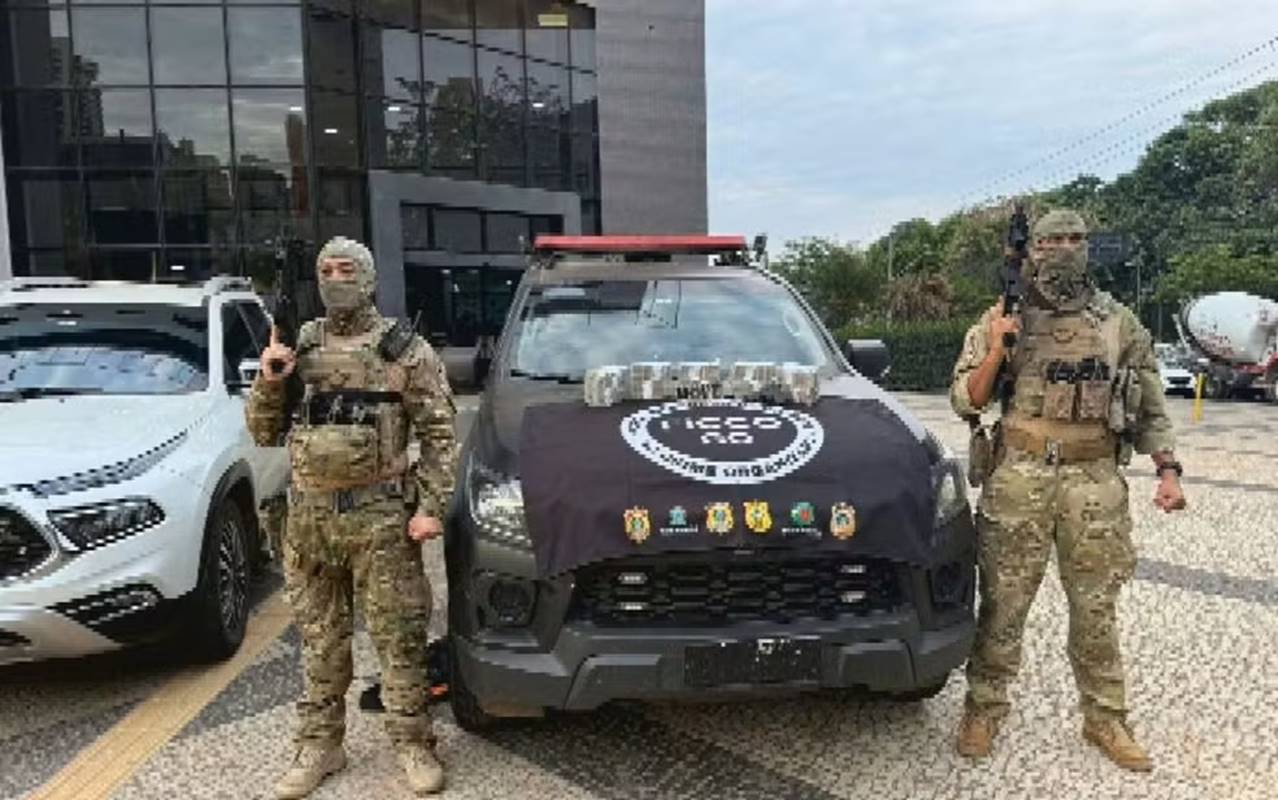 Mochila com R$ 1 milhão é encontrada durante abordagem policial em GO