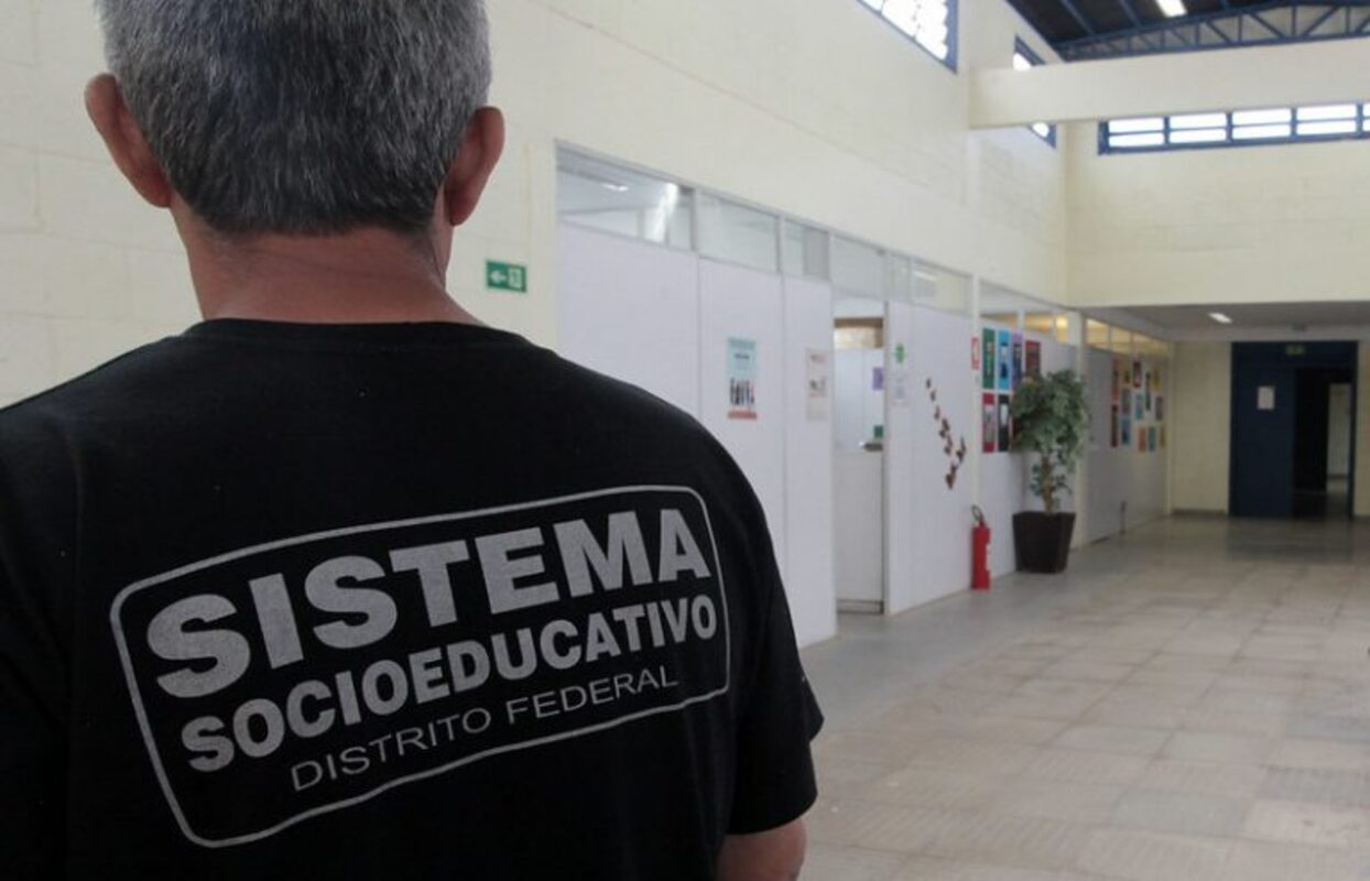 GDF regulamenta uso de cassetete e spray em unidades socioeducativas
