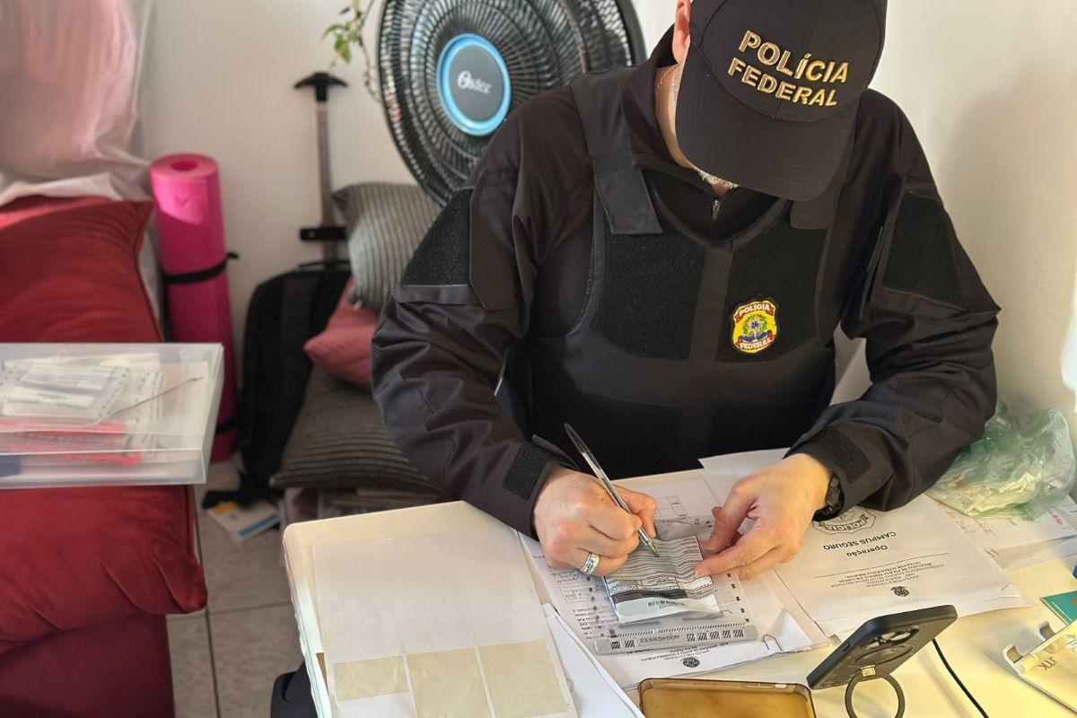 PF faz operação contra ameaça de “massacre” na Unifesp, em Santos