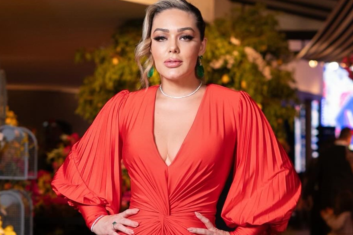Tania Mara assume namoro com ex-Fazenda e se declara: “Permitir-se”