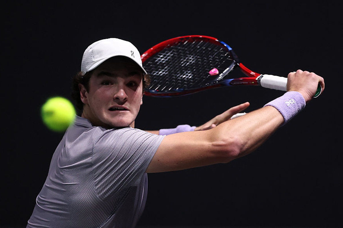 João Fonseca vence de virada na estreia do Masters 1000 de Paris