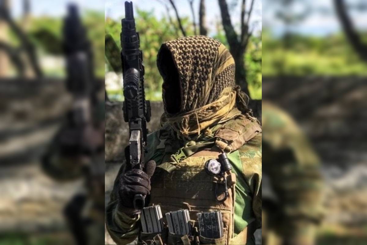 Veja foto de Japinha do CV antes de execução com tiro de fuzil na cara