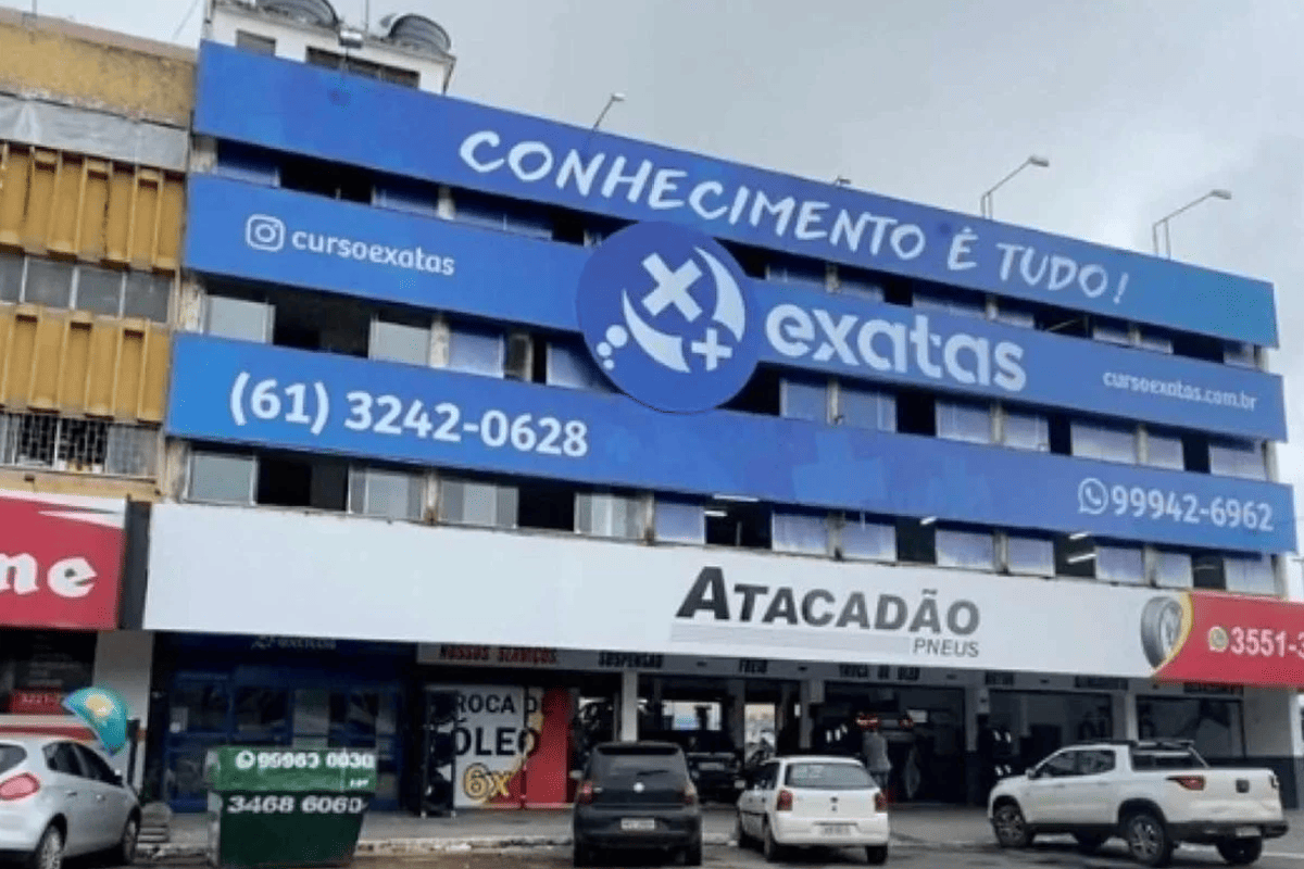 Cursinho fechado às vésperas de vestibular terá que indenizar alunos