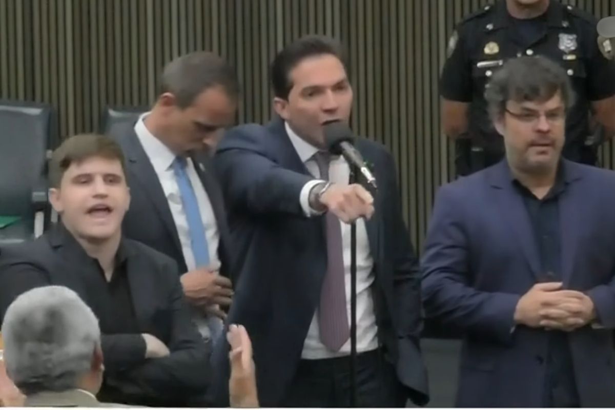 “Castro fez bem, matou foi pouco”, diz vereador sobre operação