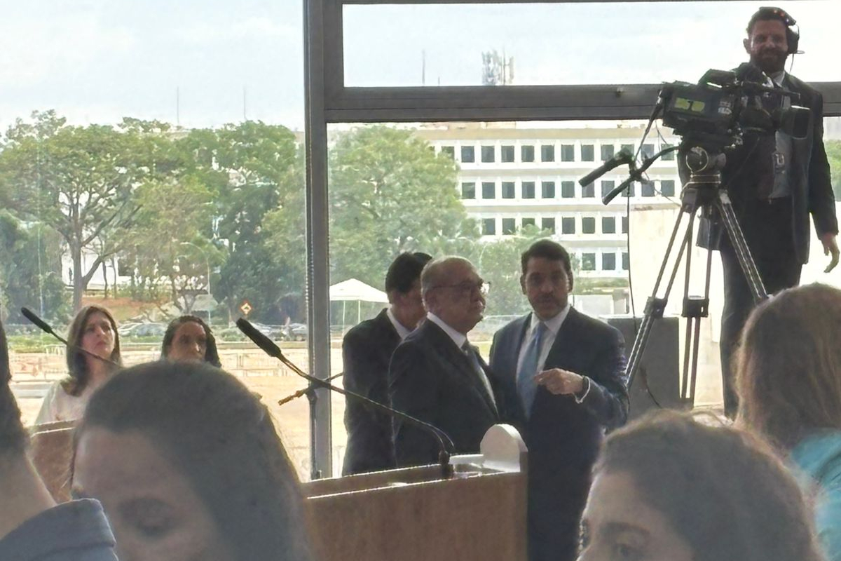 O encontro de Gilmar Mendes com o preferido de Lula para vaga no STF